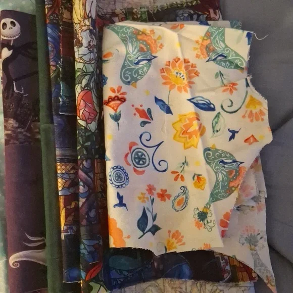 Colorful Fabric Scrap Bundle - Picture 4 of 5